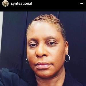 Meet your Posher, Cynthia